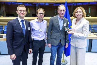 Pilot lights: the event in Brussels. Click for info.