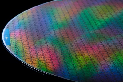 ST's 'PIC100' silicon photonics wafers