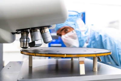 Lynchpin lithography tools