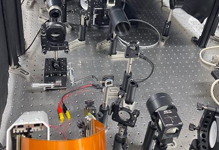 Set up for a one-pixel camera for recording holographic movies.