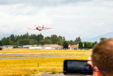 Creating sharp 4D reconstructions from blurry videos. Click for info.