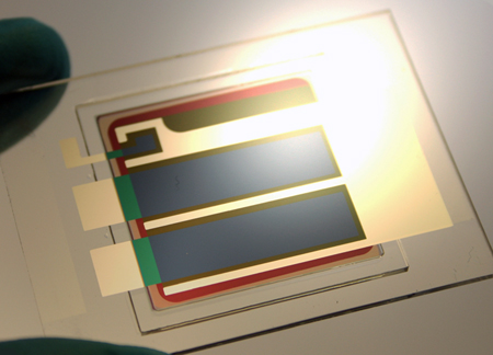 Heliatek has pushed the conversion efficiency of its organic photovoltaic cells up to 12%.