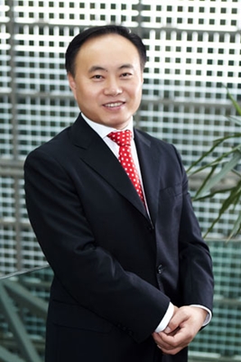 Zhengrong Shi
