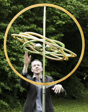 Caged: Bloch's experiments trap ultracold atoms.