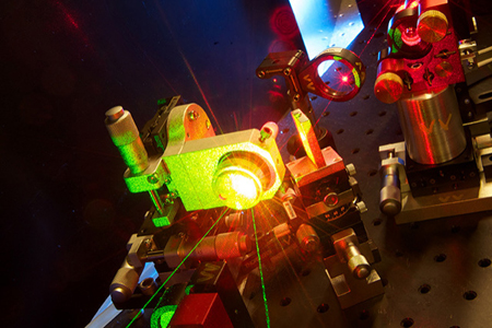 Strathclyde is harnessing the special properties of diamonds.