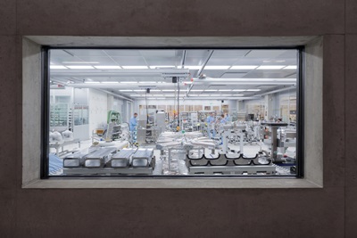 Window on innovation: laser assembly at Trumpf