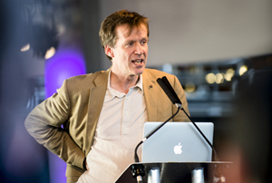 QuantIC's PI: Prof. Miles Padgett.