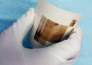 High-moiblity polysilicon layer was directly formed on paper.