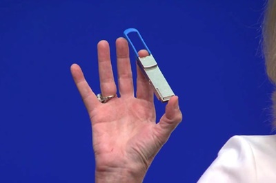 Finally commercial: Intel's silicon photonics platform