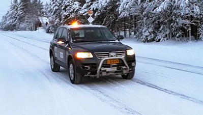 No skidding: Martti has achieved a new speed record of 40 km/h on snow and ice.