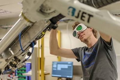 Expanding fast: Germany's 4JET