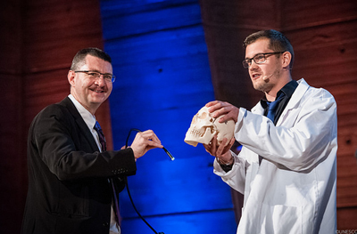 Head man: John Dudley, IDL 2018 Steering Committee Chairman and friends.